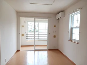 庄川口駅（富山県）のマンスリーマンション・ウィークリーマンション「ソフテイル　Ａ 101・洋室(No.1382349)」メイン画像