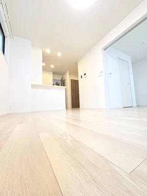 寝屋川市のマンスリーマンション・ウィークリーマンション「ラ・メゾン・セレニテ 102・洋室(No.1382484)」メイン画像