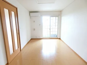 揖斐郡池田町のマンスリーマンション・ウィークリーマンション「クレデヴェールＢ 101・洋室(No.1382797)」メイン画像