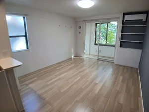上山市のマンスリーマンション・ウィークリーマンション「メゾン　ド　ユタイ　Ⅱ 101・洋室(No.1383238)」メイン画像