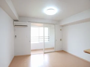 富山市のマンスリーマンション・ウィークリーマンション「プレシャス　手屋 203・洋室(No.1383652)」メイン画像