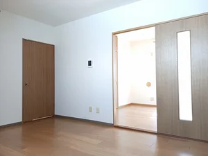 のマンスリーマンション・ウィークリーマンション「カーサ．タナカ 202・洋室(No.1383801)」メイン画像