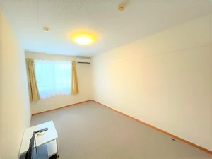 宮崎神宮駅（宮崎県）のマンスリーマンション・ウィークリーマンション「レオパレス神宮の杜 206(No.1384428)」メイン画像
