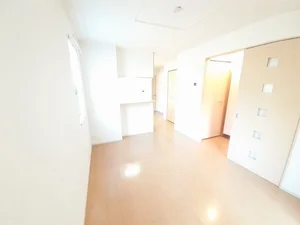佐賀県のマンスリーマンション・ウィークリーマンション「ラニエ・ガーデン 101・洋室(No.1385164)」メイン画像