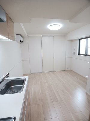 台東区のマンスリーマンション・ウィークリーマンション「メゾン西浅草 1302・洋室(No.1385343)」メイン画像