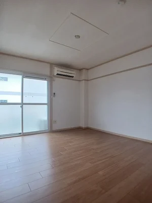 のマンスリーマンション・ウィークリーマンション「サンハイツ３番館 102・洋室(No.1386088)」メイン画像