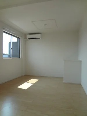 のマンスリーマンション・ウィークリーマンション「ＳｕｎｓｅｔＨｏｕｓｅ　さくら 202・洋室(No.1386189)」メイン画像