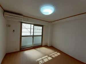 のマンスリーマンション・ウィークリーマンション「ジェルメ伏見 202・洋室(No.1387030)」メイン画像