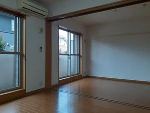 のマンスリーマンション・ウィークリーマンション「メロウ・ヒルズ 102・洋室(No.1387740)」メイン画像