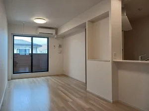 のマンスリーマンション・ウィークリーマンション「ヒカルサ　甲斐名取 205・洋室(No.1387832)」メイン画像