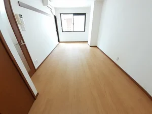 湊川駅（兵庫県）・湊川公園駅（兵庫県）のマンスリーマンション・ウィークリーマンション「ジオ　カミーノ 102・洋室(No.1388312)」メイン画像