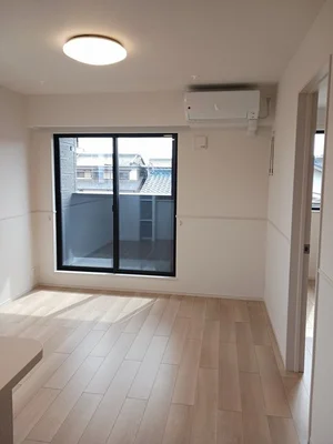 津市のマンスリーマンション・ウィークリーマンション「ヴィラ　ルピナス 201・洋室(No.1388697)」メイン画像