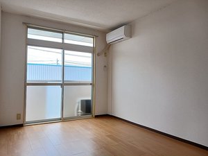 のマンスリーマンション・ウィークリーマンション「エルディム花月 201・洋室(No.1389123)」メイン画像