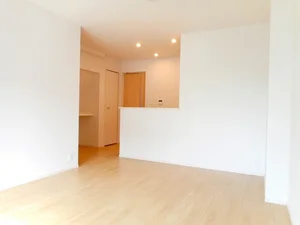 のマンスリーマンション・ウィークリーマンション「Ｔｈｅ　Ｋｅｎｔ　ＨｏｕｓｅⅠ 102・LDK(No.1389211)」メイン画像