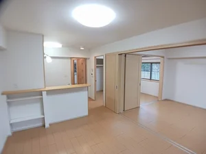 沖縄県のマンスリーマンション・ウィークリーマンション「パークサイド　カーサ 201・洋室(No.1389236)」メイン画像