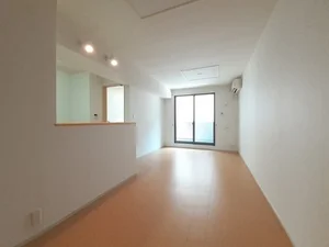 のマンスリーマンション・ウィークリーマンション「エレガンシア　レジデンス 101・LDK(No.1389306)」メイン画像