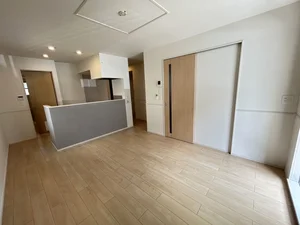 のマンスリーマンション・ウィークリーマンション「エヌメゾンⅠ 101・洋室(No.1389335)」メイン画像