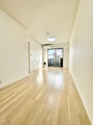のマンスリーマンション・ウィークリーマンション「サンフローレ 102・洋室(No.1389340)」メイン画像