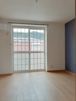 静岡市葵区牧ケ谷（静岡県）のマンスリーマンション・ウィークリーマンション「シャルダン・フロレスタ　Ⅰ 205・洋室(No.1389557)」メイン画像