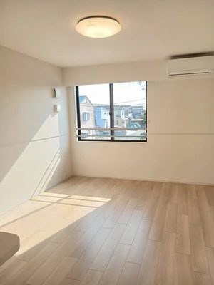 浜松市中央区のマンスリーマンション・ウィークリーマンション「ホワイトルーム恩地 206・洋室(No.1389629)」メイン画像