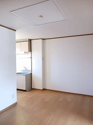 五十鈴ケ丘駅（三重県）のマンスリーマンション・ウィークリーマンション「ファミール浜郷　Ｂ棟 202・洋室(No.1391912)」メイン画像
