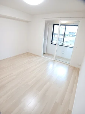 柳井駅（山口県）のマンスリーマンション・ウィークリーマンション「アンソレイエ．ＲＩＯ　Ａ 103・洋室(No.1392005)」メイン画像