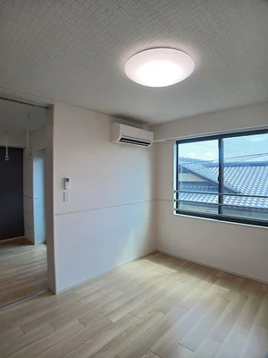 のマンスリーマンション・ウィークリーマンション「セントラルガーデンハウス 203・洋室(No.1392257)」メイン画像