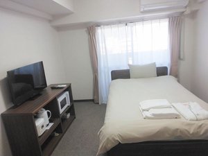 広島県の西洋エステート株式会社のマンスリーマンション・ウィークリーマンション「👍法人一括請求可・インボイス対応‼️好評の定期室内清掃・コインランドリー洗濯機無料　🚋🚗🚲　【アーバンウエスト広島】 9S-2・シングル(No.1392358)」メイン画像