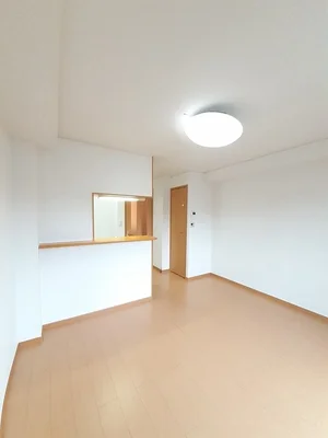 のマンスリーマンション・ウィークリーマンション「ＧＲＥＥＮ　Ｃｏｕｒｔ　Ａ 203・洋室(No.1393215)」メイン画像