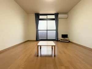 東田子の浦駅（静岡県）のマンスリーマンション・ウィークリーマンション「レオパレス柏原 106(No.1393408)」メイン画像