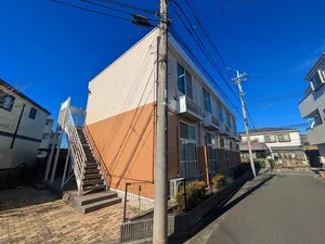 狛江駅（東京都）のマンスリーマンション・ウィークリーマンション「レオパレスヴィクトワール 201(No.1394698)」メイン画像