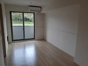 のマンスリーマンション・ウィークリーマンション「ブリッサ青谷 102・洋室(No.1394973)」メイン画像