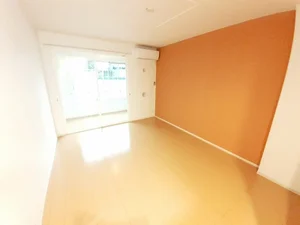 のマンスリーマンション・ウィークリーマンション「リバーサイド無限∞Ⅶ 102・洋室(No.1395265)」メイン画像