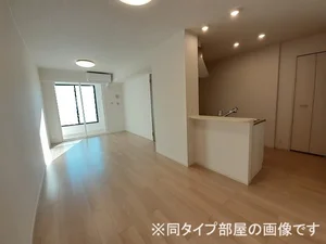 長野市篠ノ井二ツ柳（長野県）のマンスリーマンション・ウィークリーマンション「ヴィジェール 102・洋室(No.1396099)」メイン画像