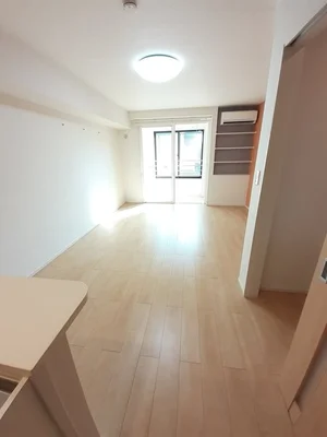 のマンスリーマンション・ウィークリーマンション「ＢＥＳＴ　ＨＯＵＳＥ　Ⅵ 202・洋室(No.1396307)」メイン画像