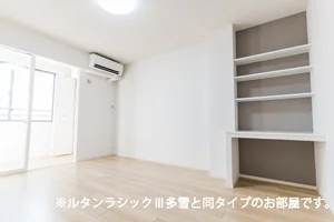 のマンスリーマンション・ウィークリーマンション「レガリア駅東 202・洋室(No.1396975)」メイン画像
