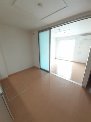 群馬県のマンスリーマンション・ウィークリーマンション「グランデ　フィオーレ 102・洋室(No.1397049)」メイン画像