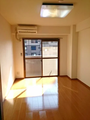 綾歌郡宇多津町のマンスリーマンション・ウィークリーマンション「マルベル宇多津 204・洋室(No.1397529)」メイン画像