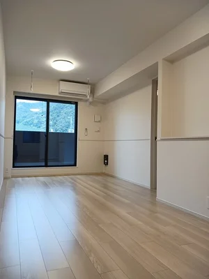 伊豆市のマンスリーマンション・ウィークリーマンション「ナチュール　ドゥ 202・洋室(No.1398115)」メイン画像