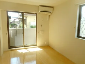 のマンスリーマンション・ウィークリーマンション「ＫＴ・ＰＬＡＣＥ 103・洋室(No.1398177)」メイン画像