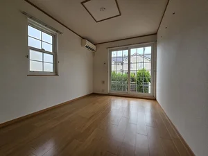 のマンスリーマンション・ウィークリーマンション「フローラヴィレッジ　Ｃ 103・洋室(No.1398406)」メイン画像