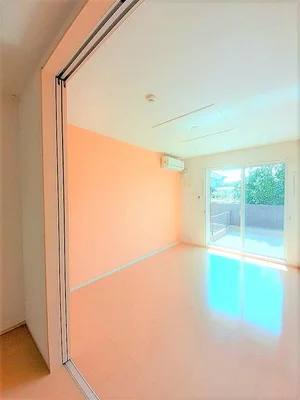 のマンスリーマンション・ウィークリーマンション「モン　アンテリユール小式原Ｄ 102・洋室(No.1398528)」メイン画像