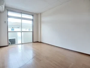 佐野市のマンスリーマンション・ウィークリーマンション「ユリカハイツ　Ⅱ 204・洋室(No.1398606)」メイン画像