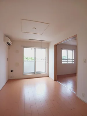 埼玉県の大東建託リーシング株式会社のマンスリーマンション・ウィークリーマンション「リバーサイド　エアリーⅠ 203・洋室(No.1398618)」メイン画像