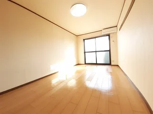 名古屋経営短期大学周辺のマンスリーマンション・ウィークリーマンション「ベルコートＫ 302・洋室(No.1399381)」メイン画像