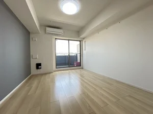 のマンスリーマンション・ウィークリーマンション「ヒカルサ枚方村野高見台 202・洋室(No.1399490)」メイン画像