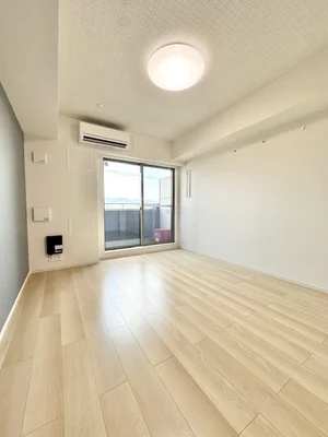 のマンスリーマンション・ウィークリーマンション「ヒカルサ枚方村野高見台 202・洋室(No.1399490)」メイン画像