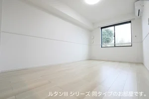 のマンスリーマンション・ウィークリーマンション「ソレアード　コート 104・洋室(No.1400729)」メイン画像