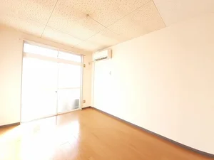 のマンスリーマンション・ウィークリーマンション「フランボワーズＨ 202・洋室(No.1401036)」メイン画像