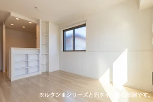目白大学さいたま岩槻キャンパス周辺のマンスリーマンション・ウィークリーマンション「ヒカワヒルズ 101・洋室(No.1403359)」メイン画像